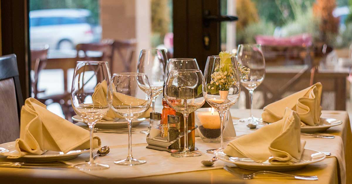  Najbitnija pravila bontona u restoranu