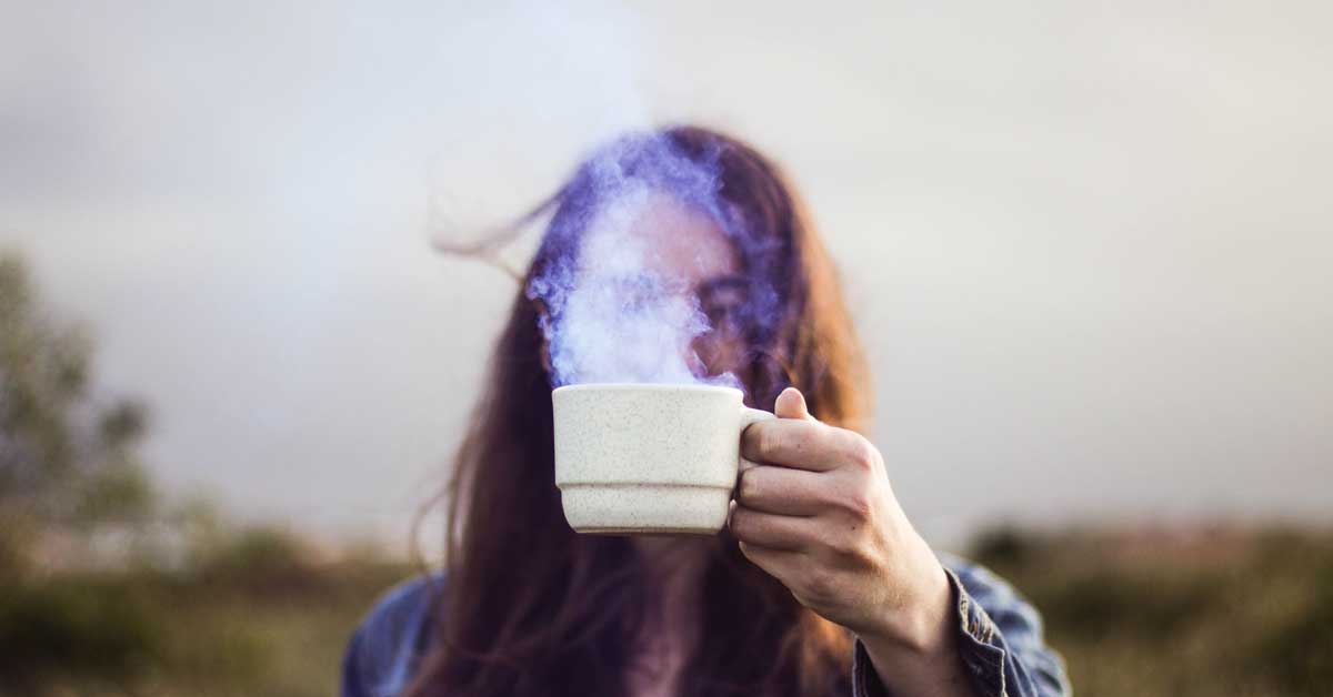  Čaj protiv akni – koji pomaže i kako?