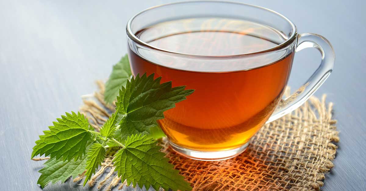  Čaj od koprive za lice je sjajan tonik za akne!