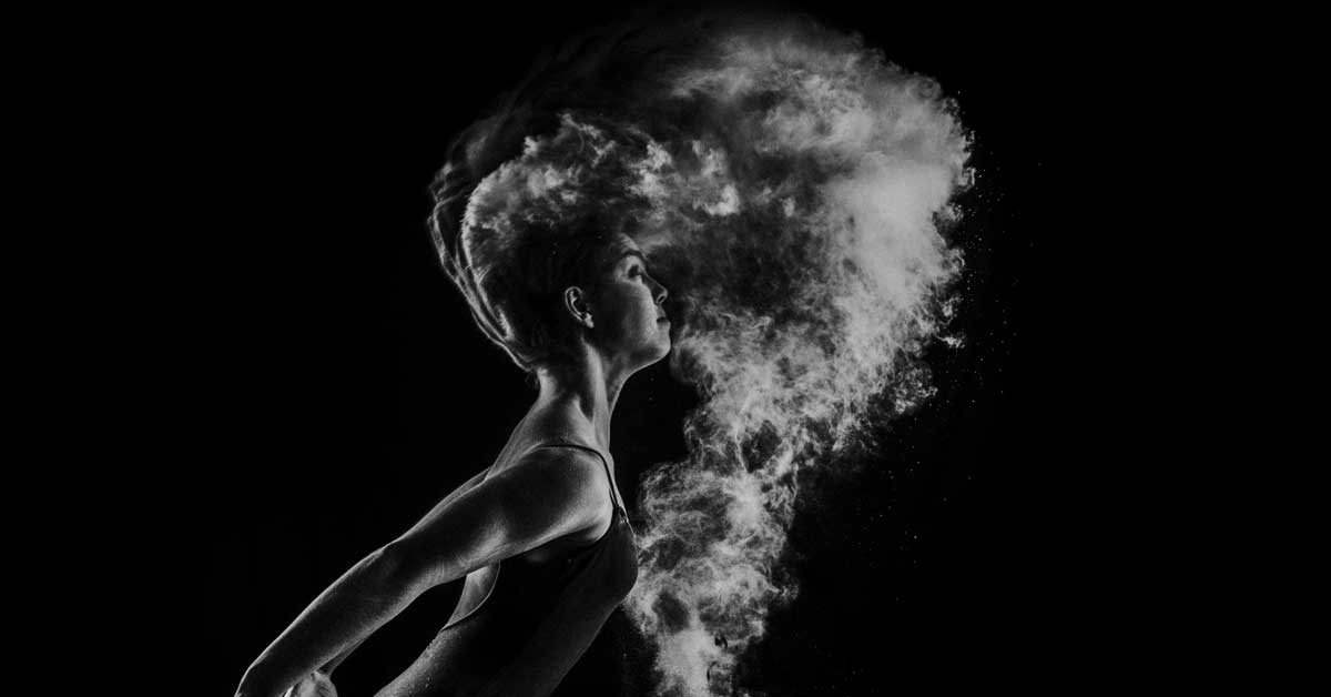  Bebi puder za masnu kosu je trik koji morate znati