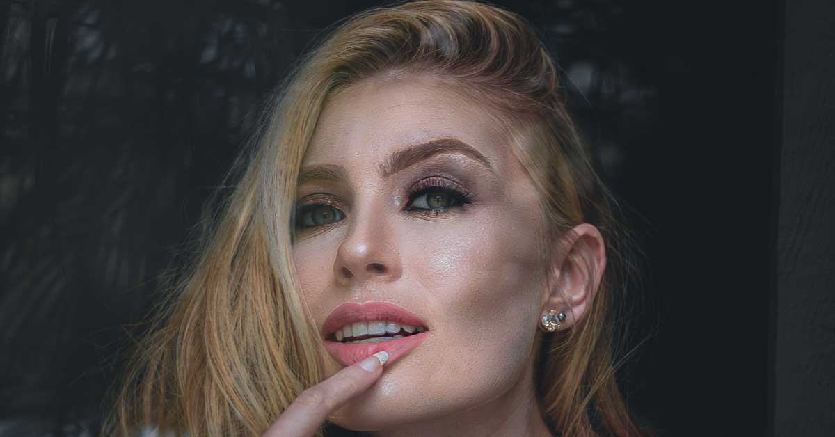  Masaža usana za volumen i ružičastu boju