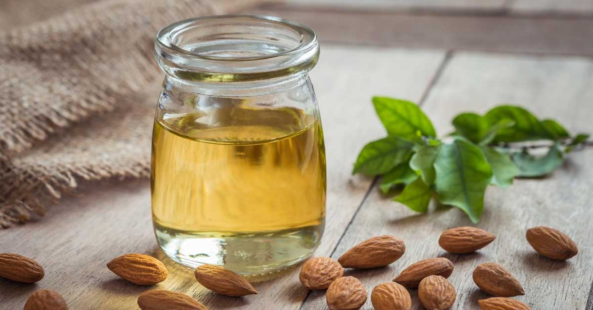 bademovo ulje za strije