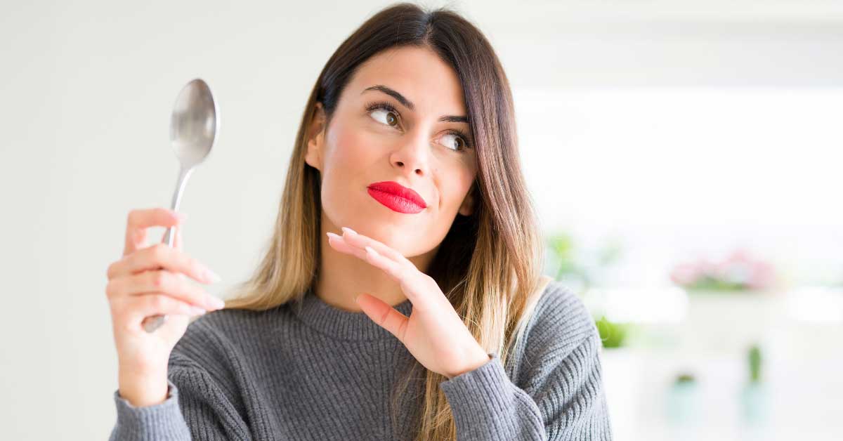  Da li masaža lica kašikom ostavlja lice bez bora?