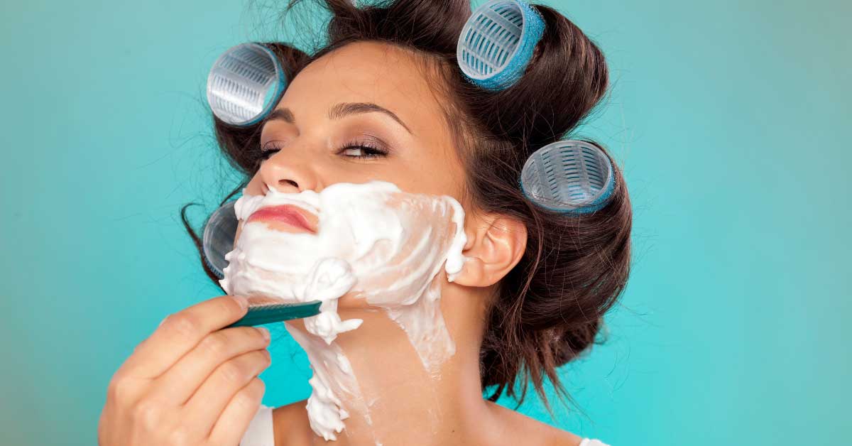  Brijanje lica žene u korist podmlađivanja. Ludost ili mudar potez ?